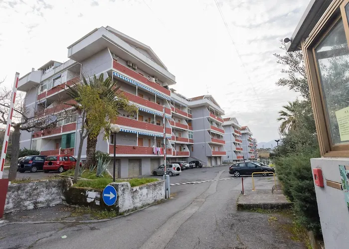 Apartment Clera Scalea